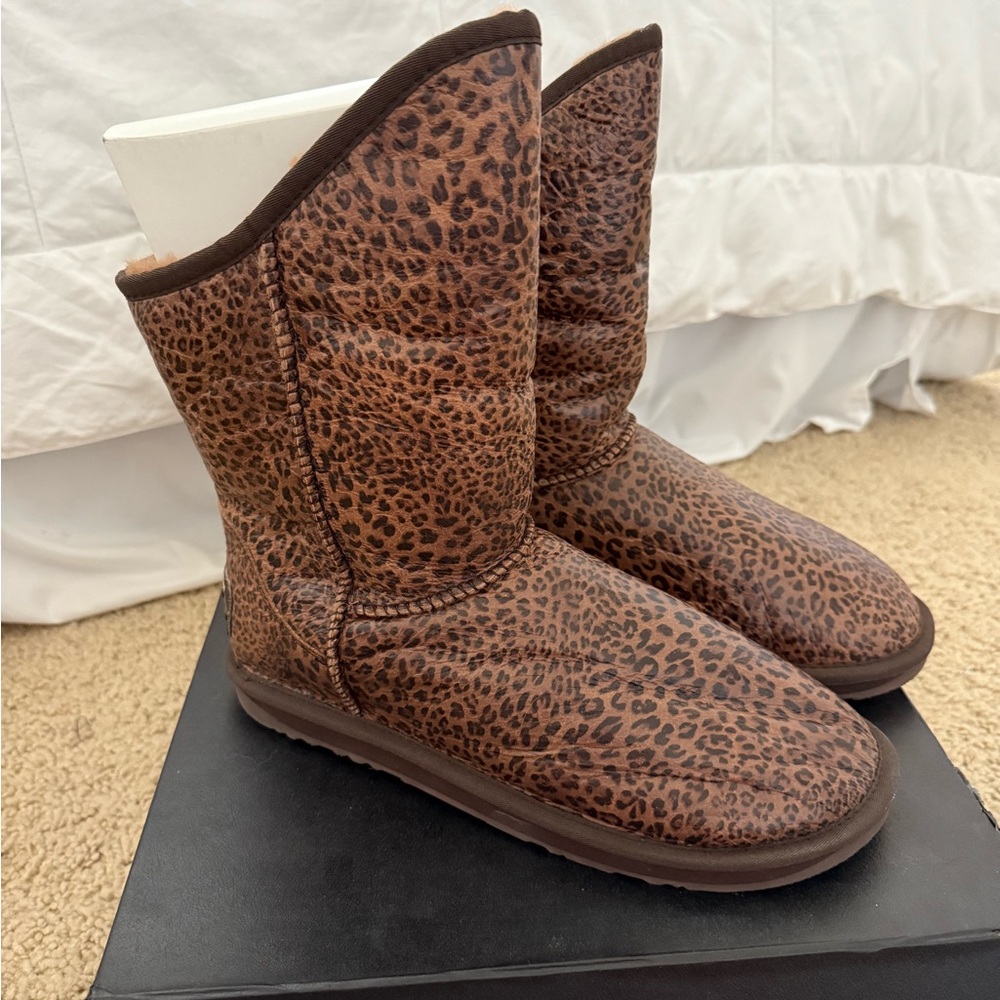 AUSTRALIA LUXE shearling short boots